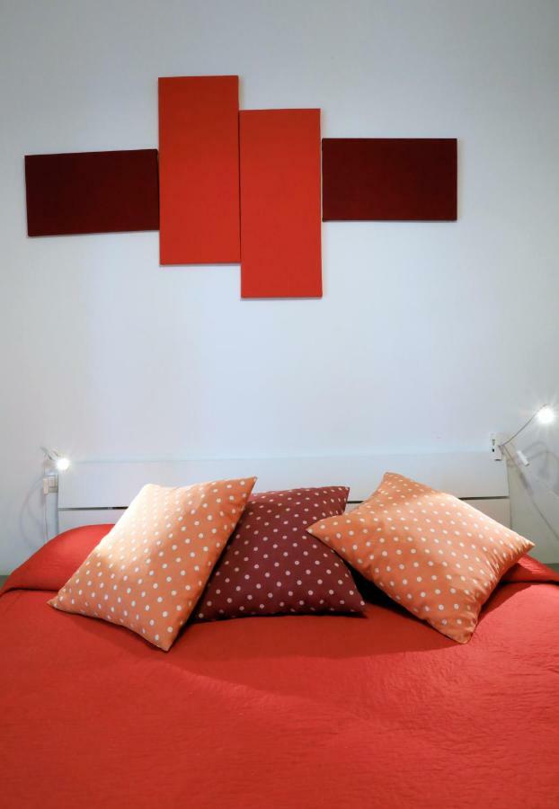 Primo Piano Guesthouse - Bari Policlinico ภายนอก รูปภาพ